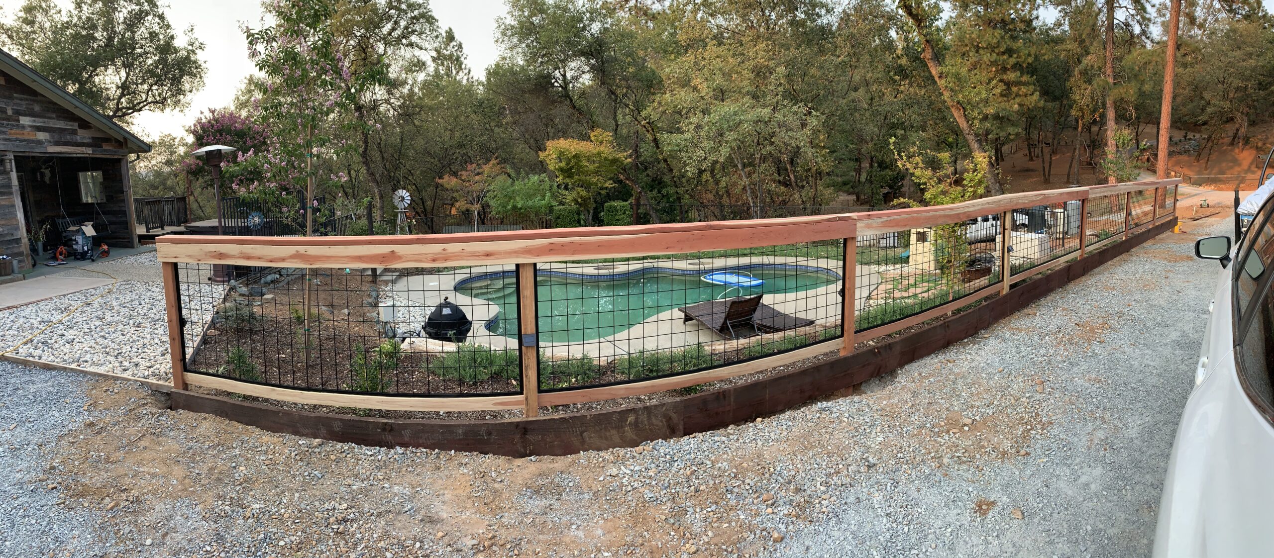 Fence around Pool